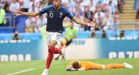 迭戈·阿隆索与普罗别日领衔，国足选帅大战：足球名帅角逐新篇章